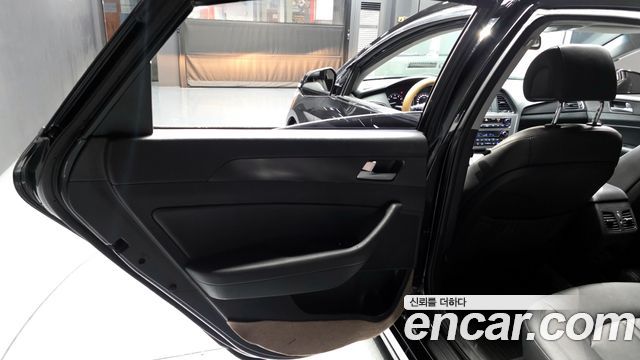 Hyundai Sonata 2016 — photo 15