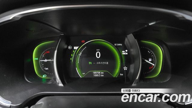 Renault Korea SM6 2016 — photo 8