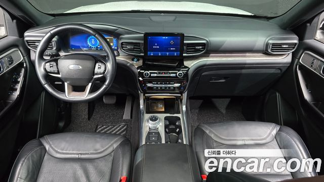 Ford Explorer 2021 — photo 7