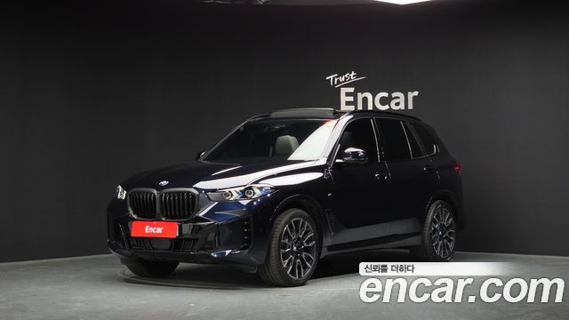 BMW X5 2026 — photo 1