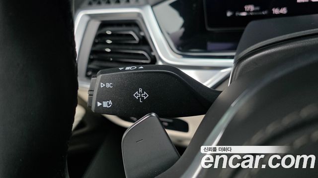 BMW X5 2026 — photo 28