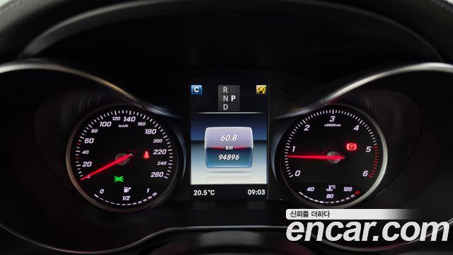 Mercedes-Benz GLC-Class 2017 — photo 11