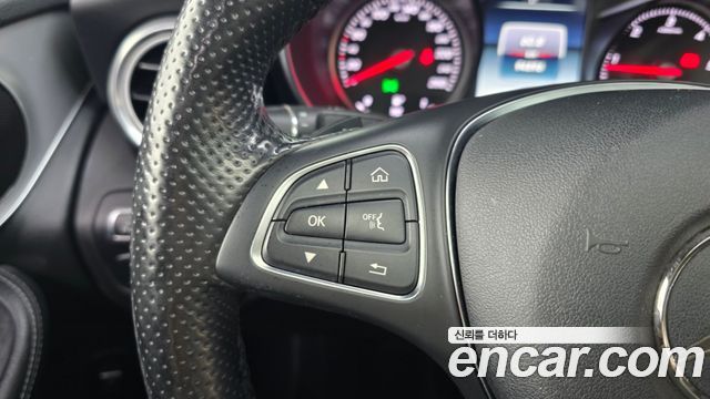 Mercedes-Benz GLC-Class 2017 — photo 30