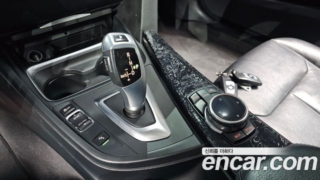 BMW 4-Series 2015 — photo 9