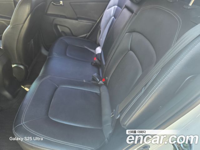 Kia Sportage 2012 — photo 10