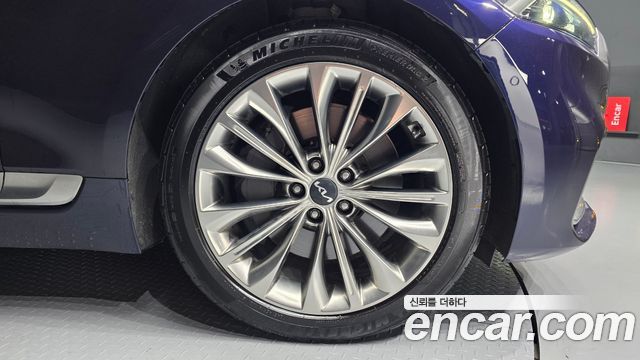 Kia K9 2022 — photo 7