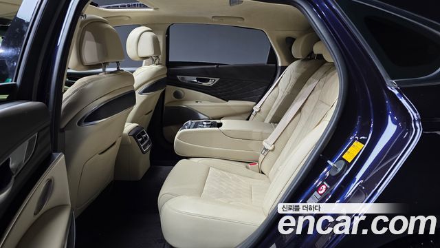 Kia K9 2022 — photo 16