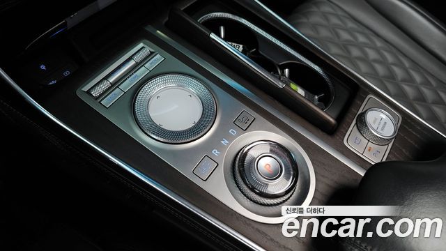 Genesis GV80 2020 — photo 9