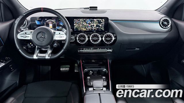 Mercedes-Benz GLA-Class 2023 — photo 7