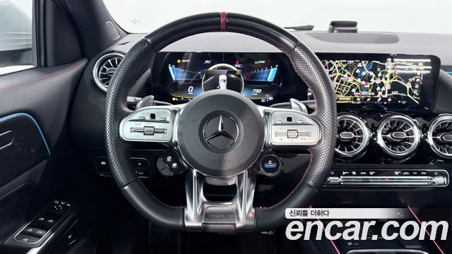 Mercedes-Benz GLA-Class 2023 — photo 20