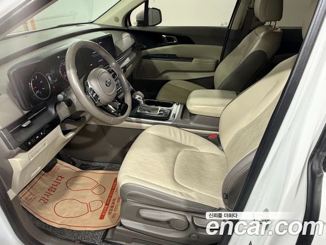 Kia Canival 2021 — photo 5