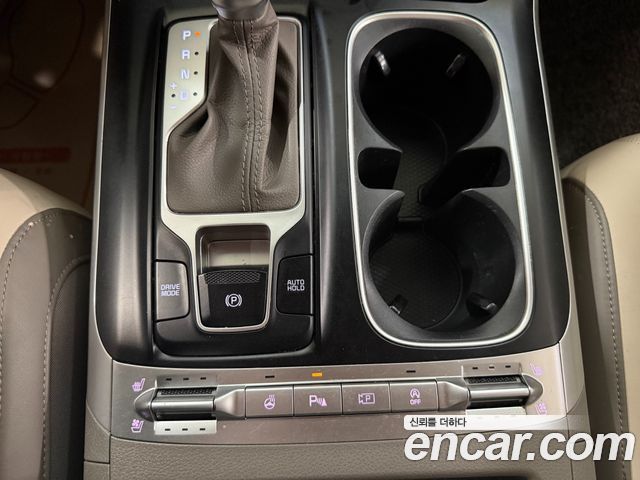 Kia Canival 2021 — photo 11