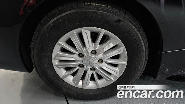 KG Mobility KORANDO 2015 — photo 5