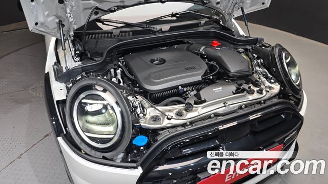 Mini Cooper Convertible 2026 — photo 6