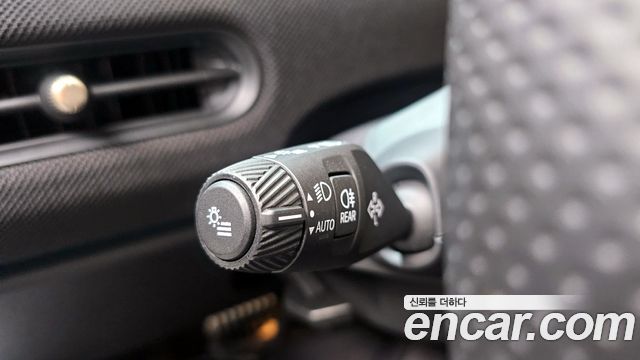 Mini Cooper Convertible 2026 — photo 25