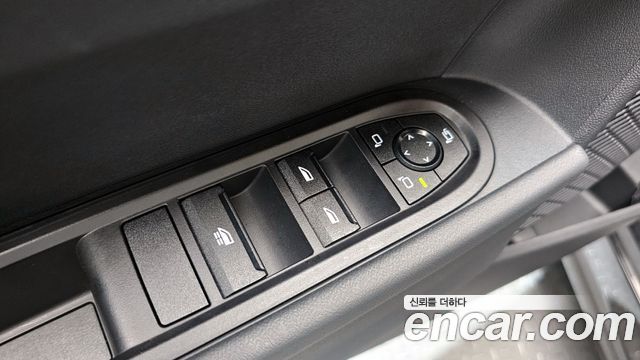 Mini Cooper Convertible 2026 — photo 26