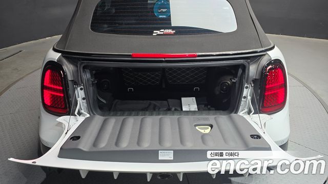 Mini Cooper Convertible 2026 — photo 30