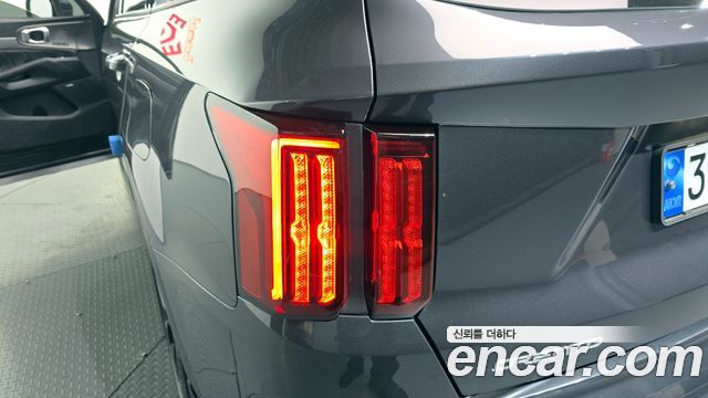 Kia Sorento 2023 — photo 9