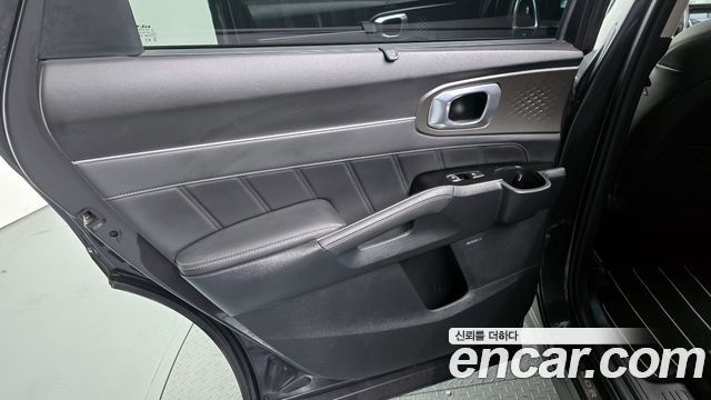 Kia Sorento 2023 — photo 15