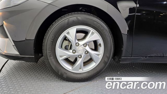 Hyundai AVANTE 2021 — photo 5