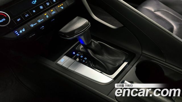 Hyundai AVANTE 2021 — photo 9