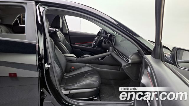 Hyundai AVANTE 2021 — photo 11