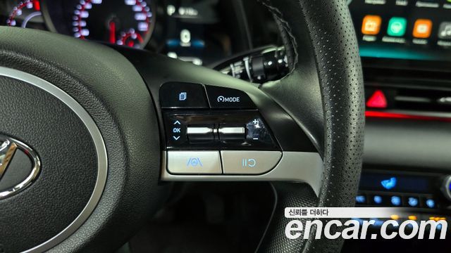 Hyundai AVANTE 2021 — photo 16