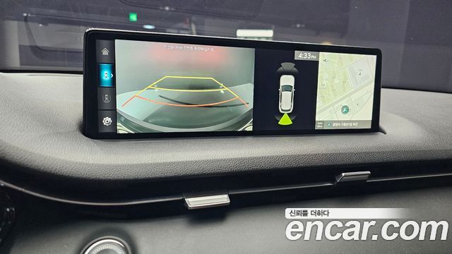 Genesis GV70 2023 — photo 15