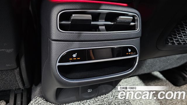 Genesis GV70 2023 — photo 20