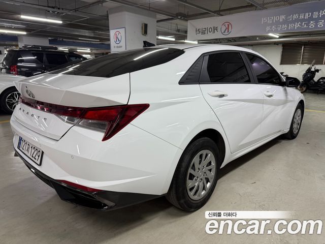 Hyundai AVANTE 2021 — photo 3