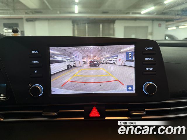 Hyundai AVANTE 2021 — photo 15