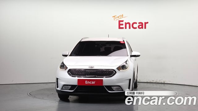 Kia Niro 2018 — photo 3