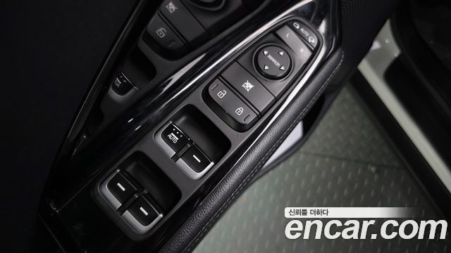 Kia Niro 2018 — photo 14