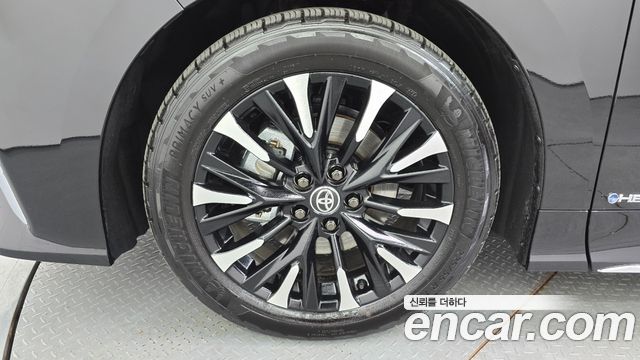Toyota Alphard 2024 — photo 5