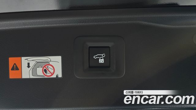 Toyota Alphard 2024 — photo 26