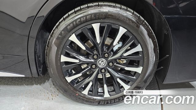 Toyota Alphard 2024 — photo 7