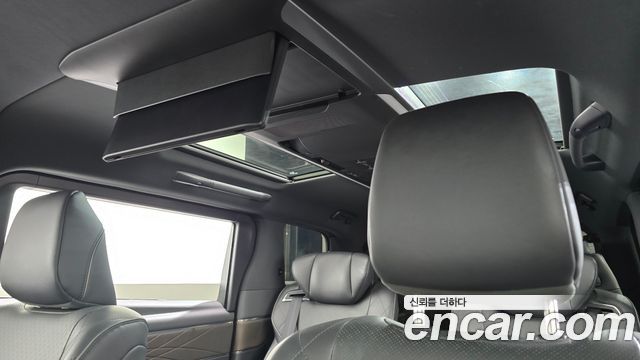 Toyota Alphard 2024 — photo 27