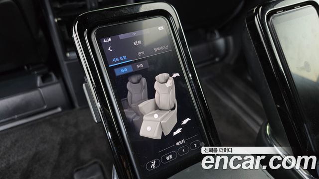 Toyota Alphard 2024 — photo 30