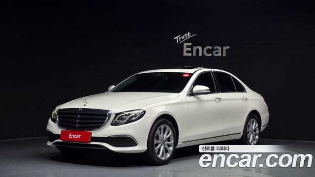 Mercedes-Benz E-Class 2019 — photo 1