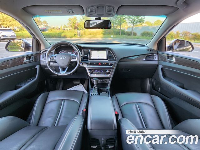 Hyundai Sonata 2018 — photo 15