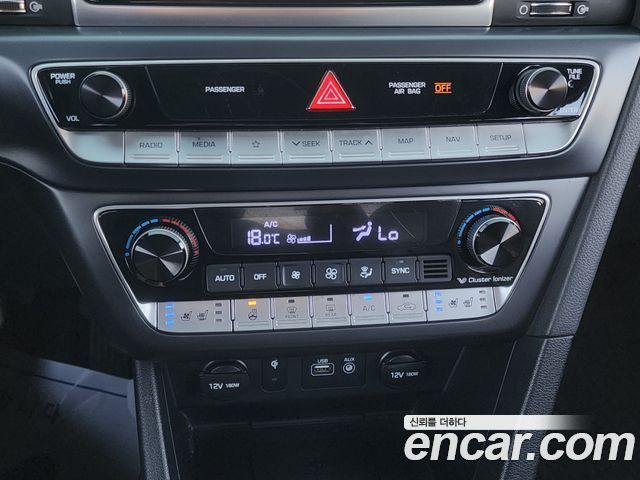 Hyundai Sonata 2018 — photo 18