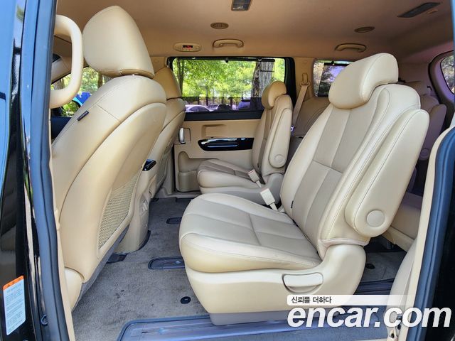 Kia Canival 2019 — photo 12