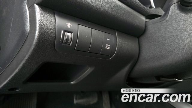Kia Porte 2012 — photo 19