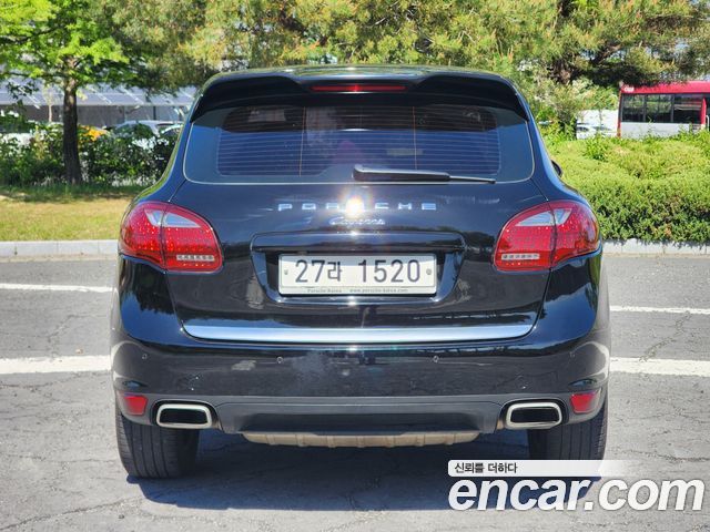 Porsche Cayenne 2012 — photo 6