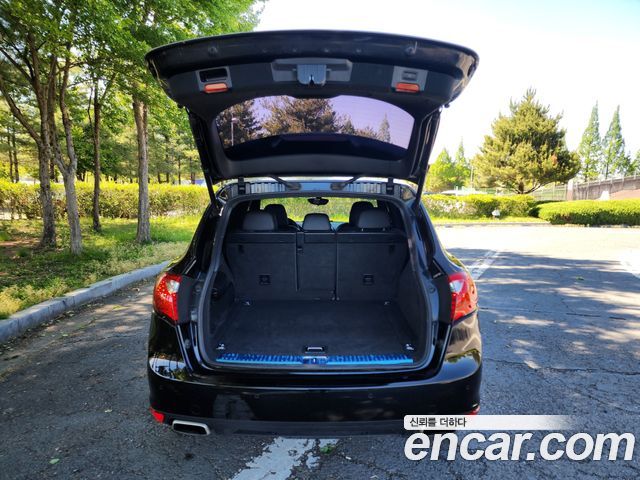 Porsche Cayenne 2012 — photo 19