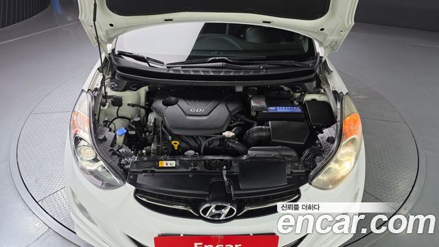 Hyundai AVANTE 2012 — photo 6