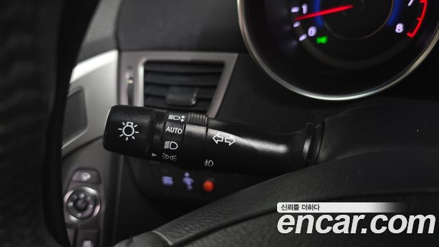 Hyundai AVANTE 2012 — photo 16