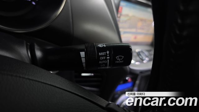 Hyundai AVANTE 2012 — photo 17