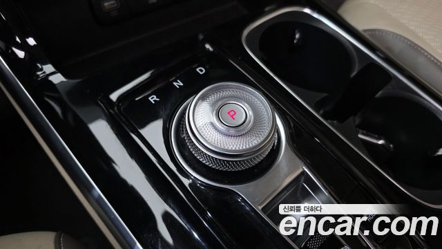 Kia Canival 2022 — photo 9