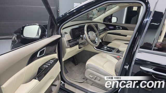 Kia Canival 2022 — photo 10